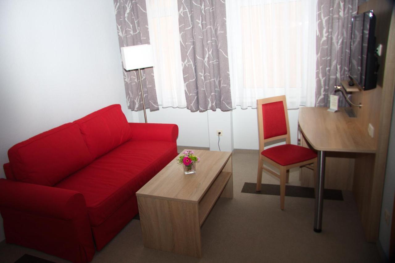 Stichwehs Hotel Am Bahnhof التزه المظهر الخارجي الصورة