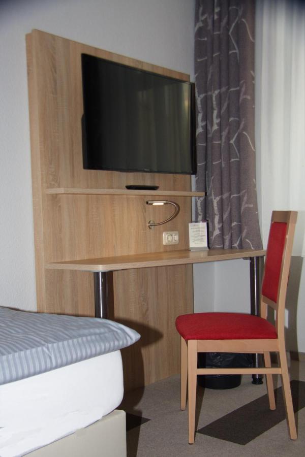 Stichwehs Hotel Am Bahnhof التزه المظهر الخارجي الصورة